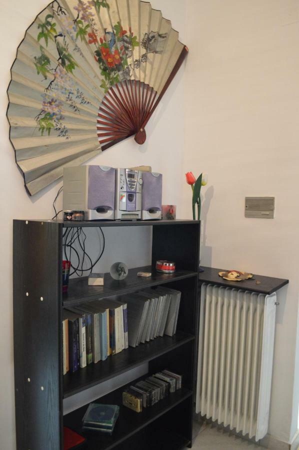 Apartment In The Center Of Aigio F Exteriör bild